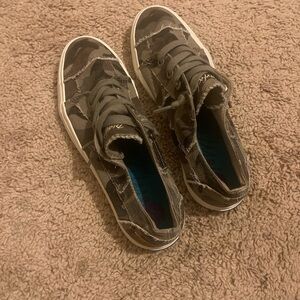 Blowfish Green Camouflage Slip-On Sneakers